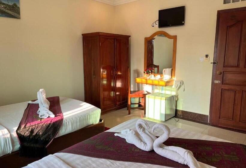 חדר סטנדרט, Queen Wood