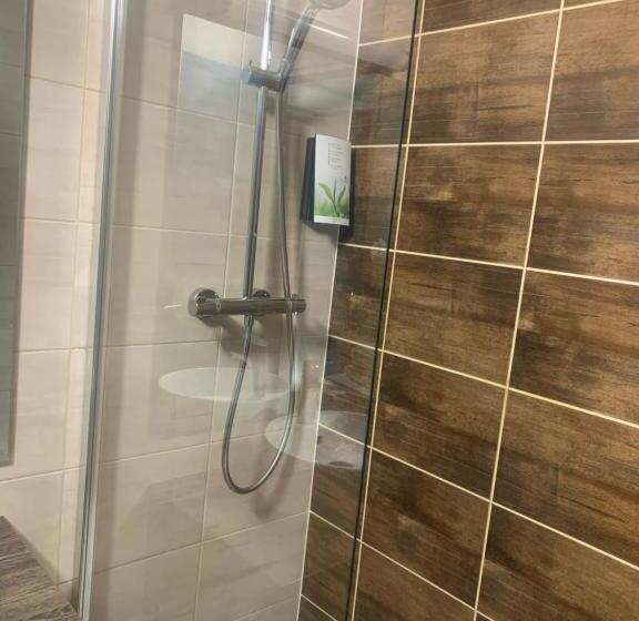 غرفة كومفورت, Restaurant Vesontio