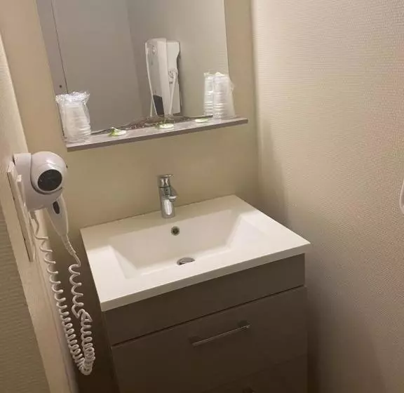1 Bedroom Apartment, Restaurant Vesontio