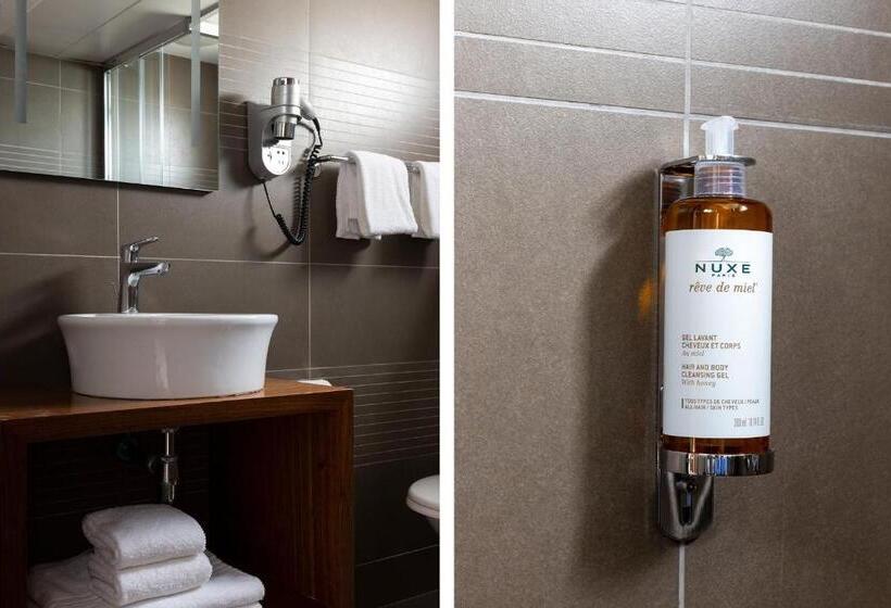 اتاق لوکس با بالکن و چشمانداز دریا, Royalmar