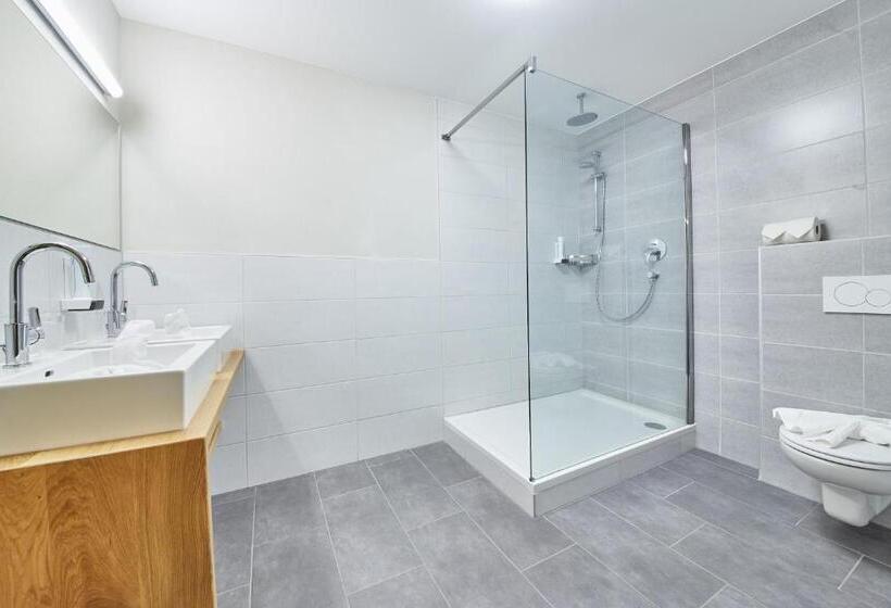 جناح غرفتين نوم, Salzburg