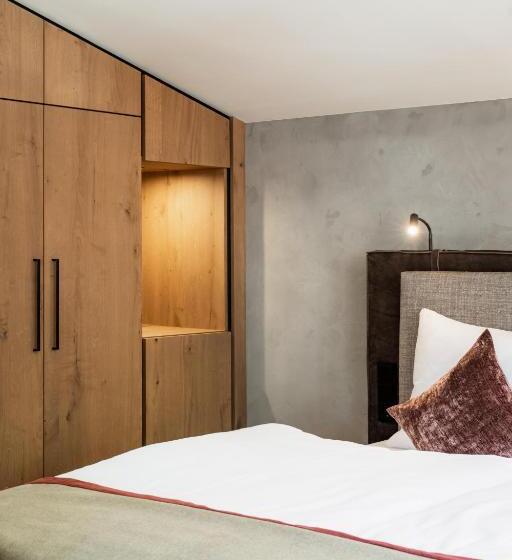 Comfort room with balcony, Salzburg