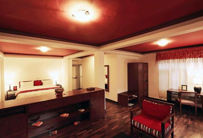 سوییت, Shambaling Boutique