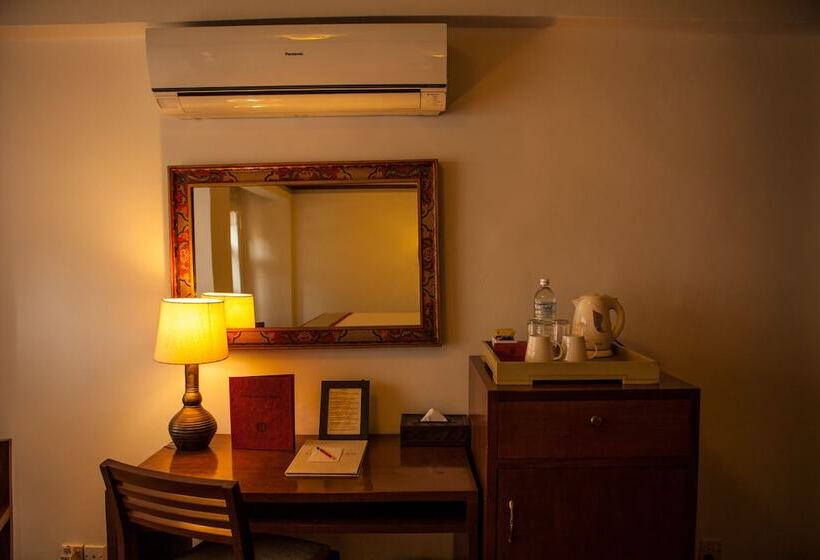 اتاق لوکس, Shambaling Boutique