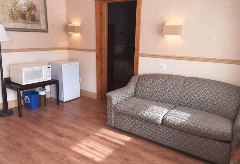 Студия Стандарт, Motel La Marquise