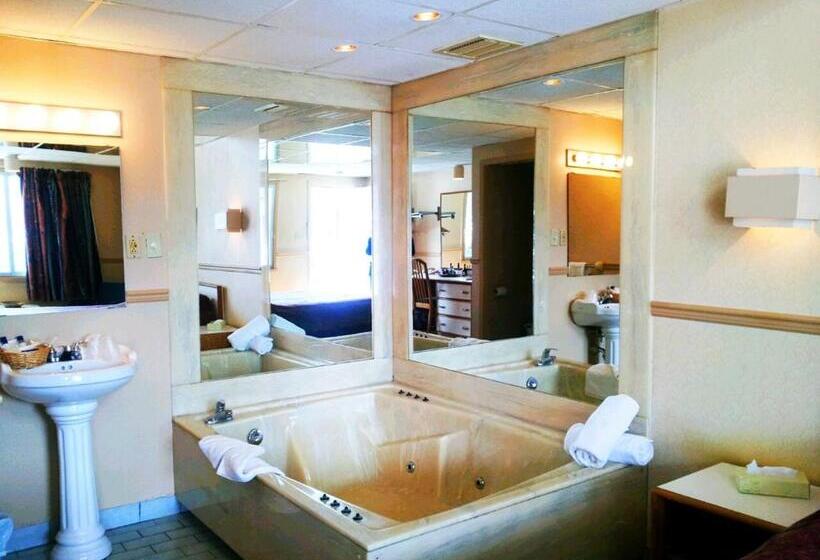 جناح جونيور, Motel La Marquise