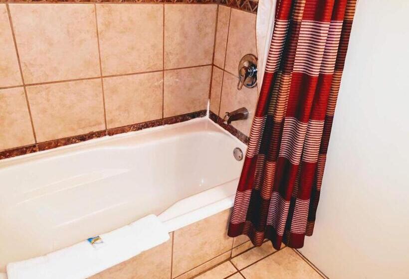 חדר סטנדרט שתי מיטות זוגיות, Motel La Marquise