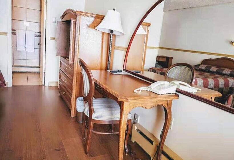 Номер Стандарт 2 Двуспальные Кровати, Motel La Marquise