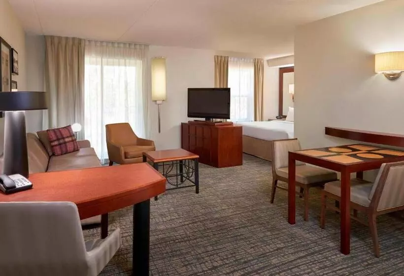 キングサイドベッドのスタンダードワンルーム, Residence Inn By Marriott Gravenhurst Muskoka Wharf