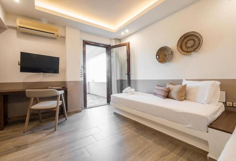 جناح جونيور مطلّ علي حمام السباحة, Asteris Village