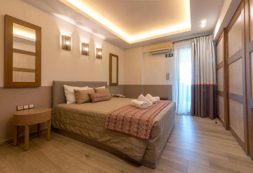 جناح جونيور مطلّ علي حمام السباحة, Asteris Village