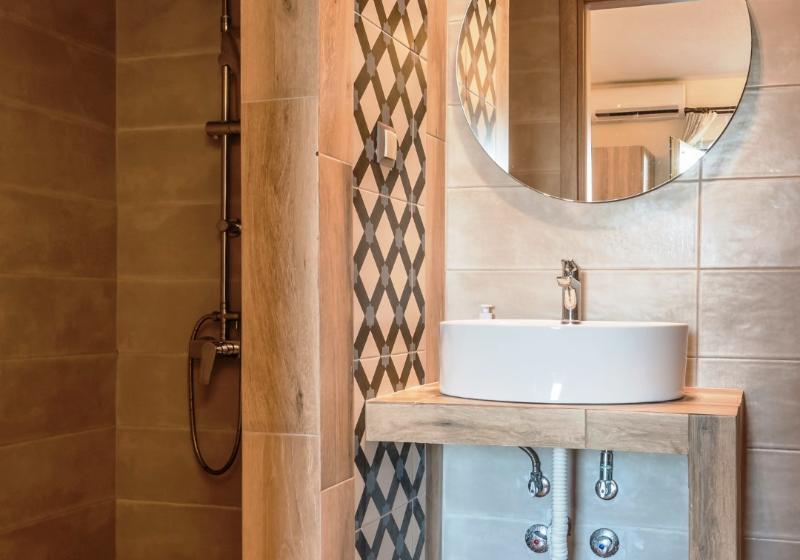 استوديو إقتصادى, Asteris Village