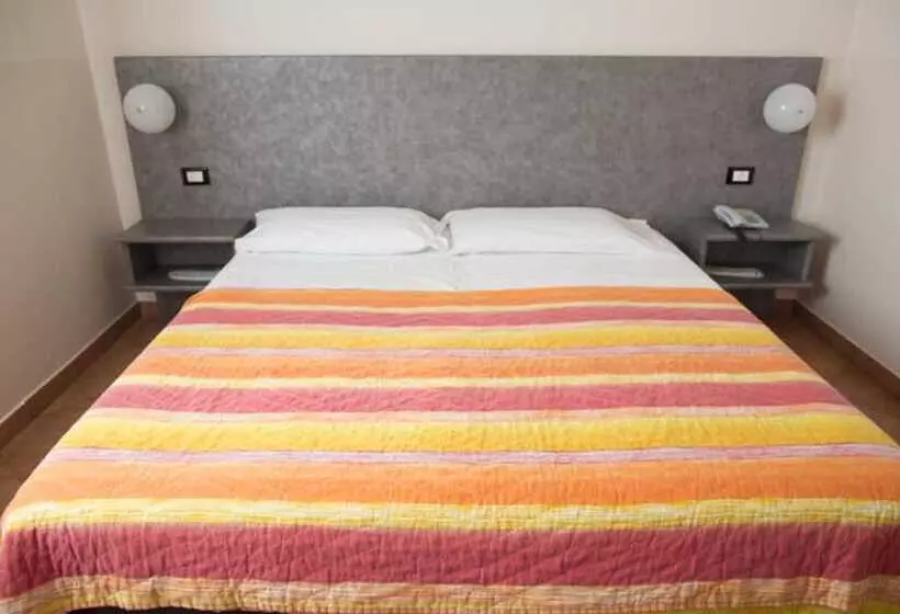 اتاق استاندارد, Autohotel Ravenna