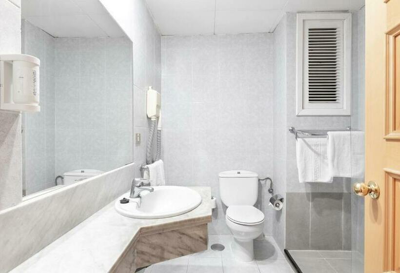 غرفة قياسية مطلة على الجبل, Hc Hotel Magec