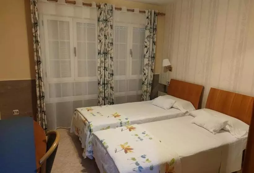 اتاق استاندارد, Hostal Burbia