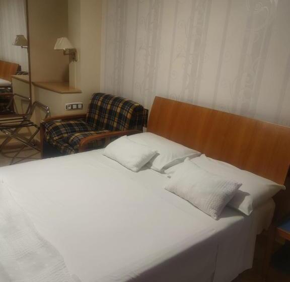 חדר סטנדרט, Hostal Burbia