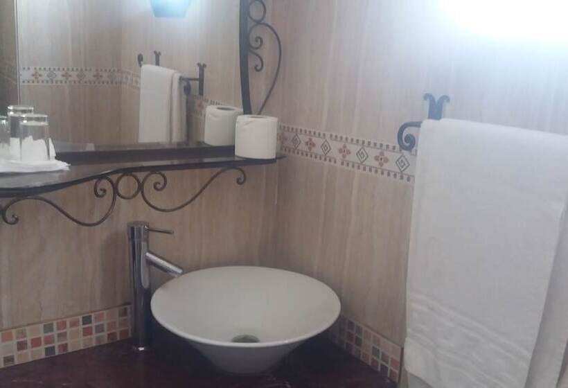 اتاق استاندارد, Safa