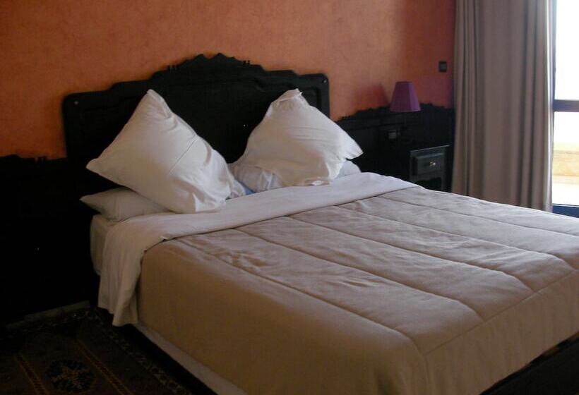 اتاق استاندارد یک نفره, Safa