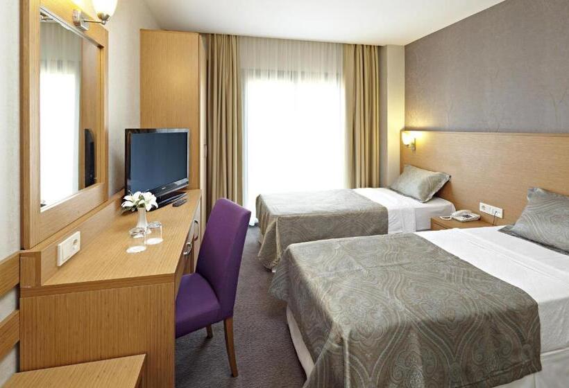 Номер Стандарт Трехместный, Ayvalik Cinar