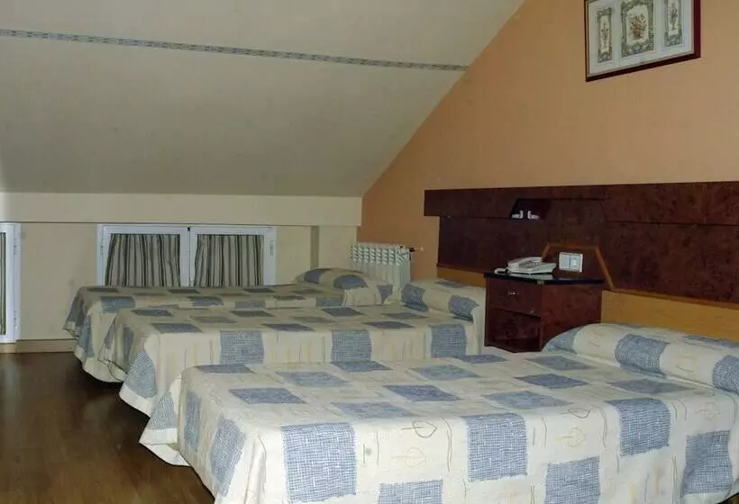 اتاق استاندارد سه نفره, Castilla