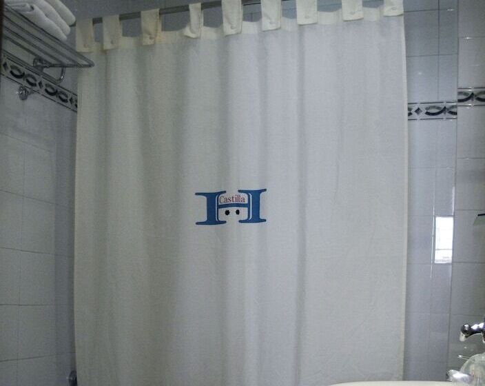 스탠다드 트리플 룸, Castilla