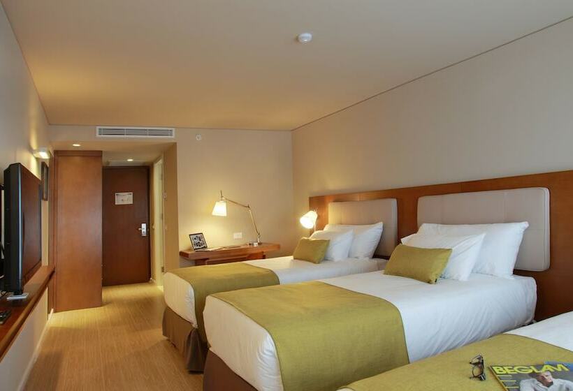 غرفة كلاسيكية ثلاثية, Dazzler By Wyndham Montevideo