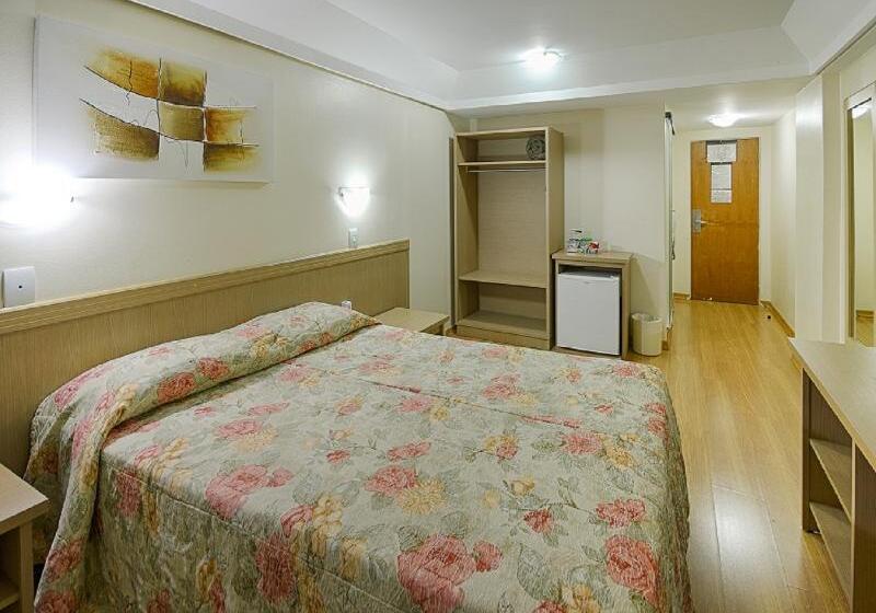 חדר אקונומי, Golden Park Curitiba