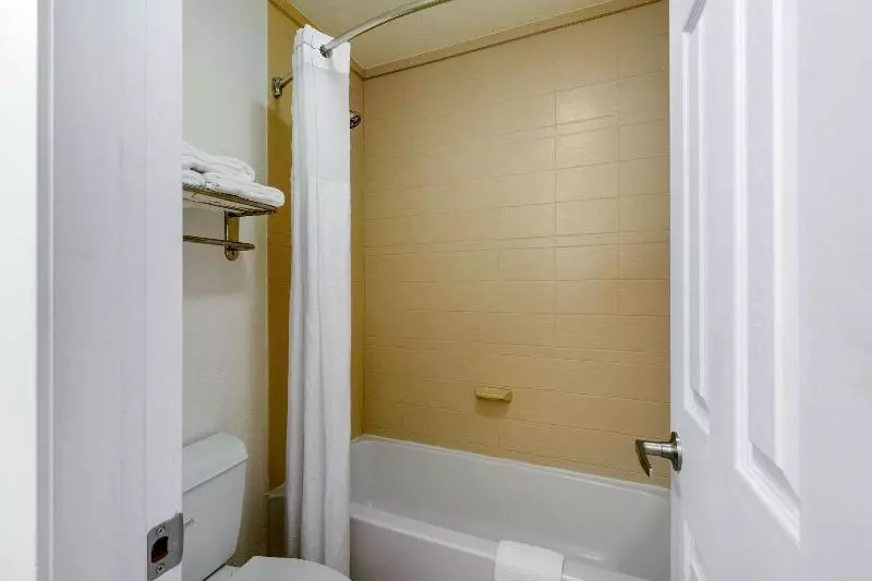 اتاق استاندارد با چشمانداز کوهستان, Hc Hotel Magec