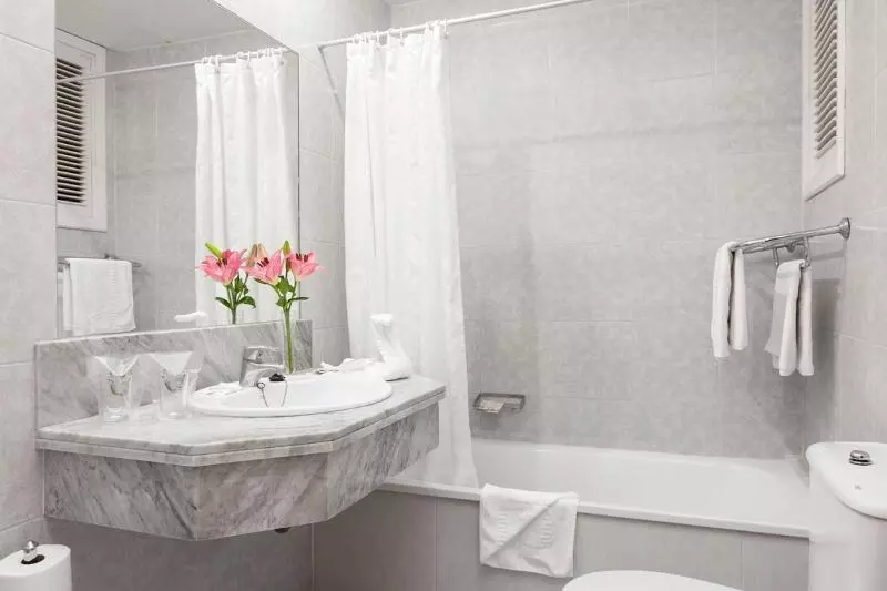 اتاق استاندارد یک نفره, Hc Hotel Magec