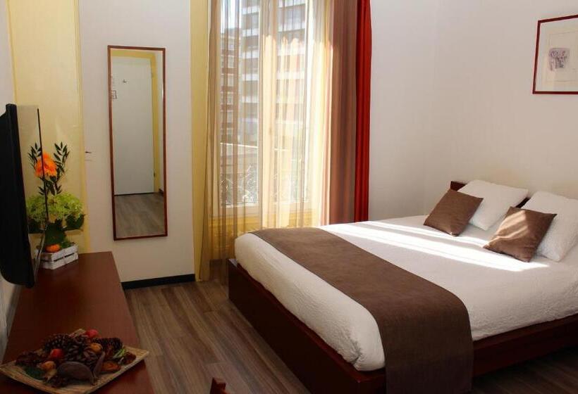 스탠다드 룸, Hôtel Du Marché