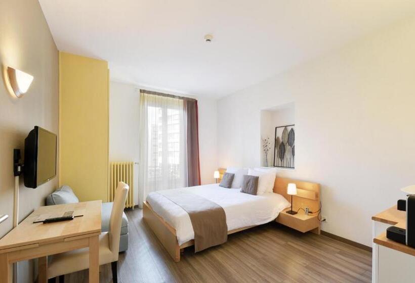 스탠다드 룸 공동 욕실, Hôtel Du Marché