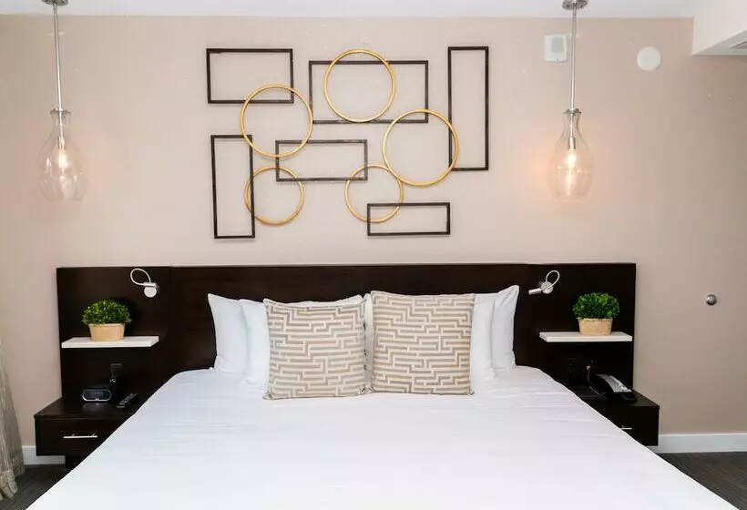 اتاق لوکس با چشم‌انداز شهر, Iberostar Waves Berkeley Shore