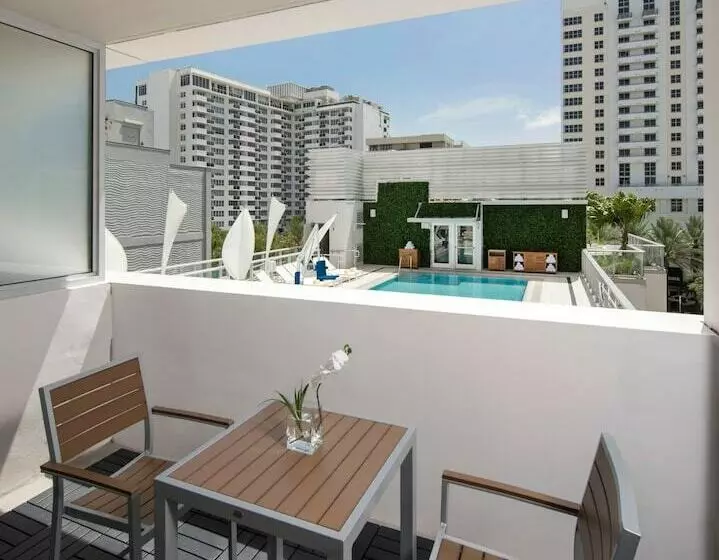 Premium Room Pool View, Iberostar Waves Berkeley Shore