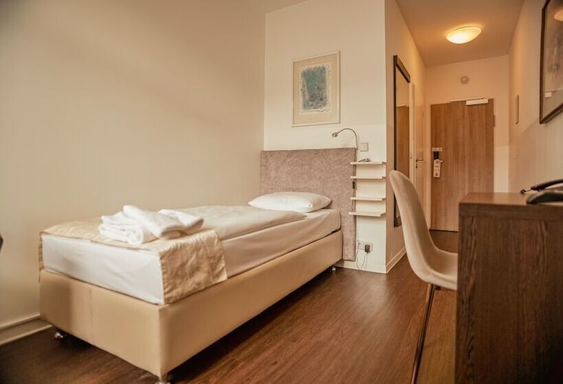 اتاق استاندارد یک نفره, Prens Berlin