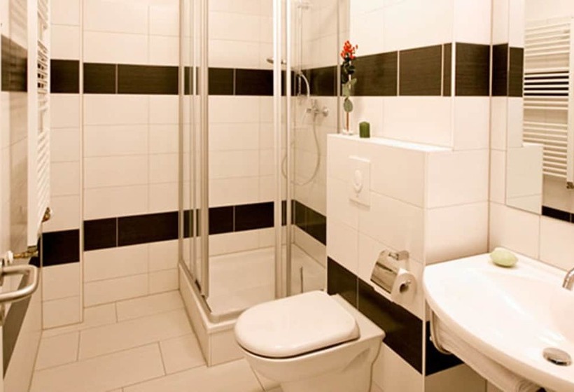 اتاق استاندارد چهار تخته, Prens Berlin