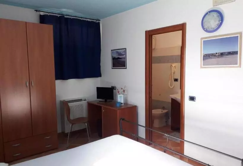 اتاق اکونومی, Su Pasu