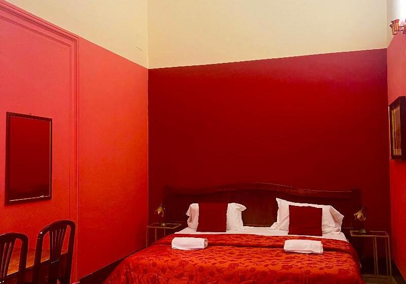 غرفة قياسية, Valentino