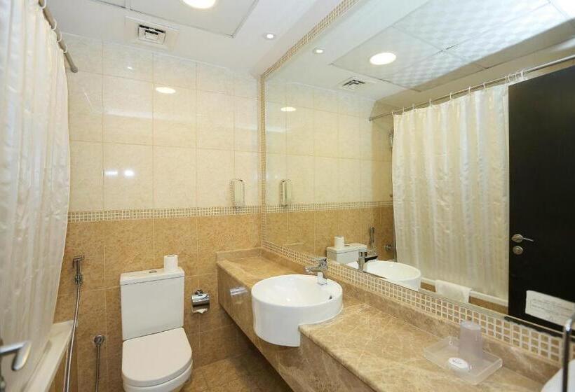 استودیوی استاندارد, Ivory Grand Hotel Apartments