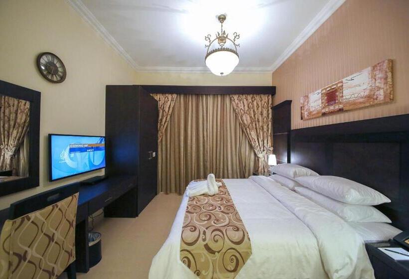 استودیوی استاندارد, Ivory Grand Hotel Apartments