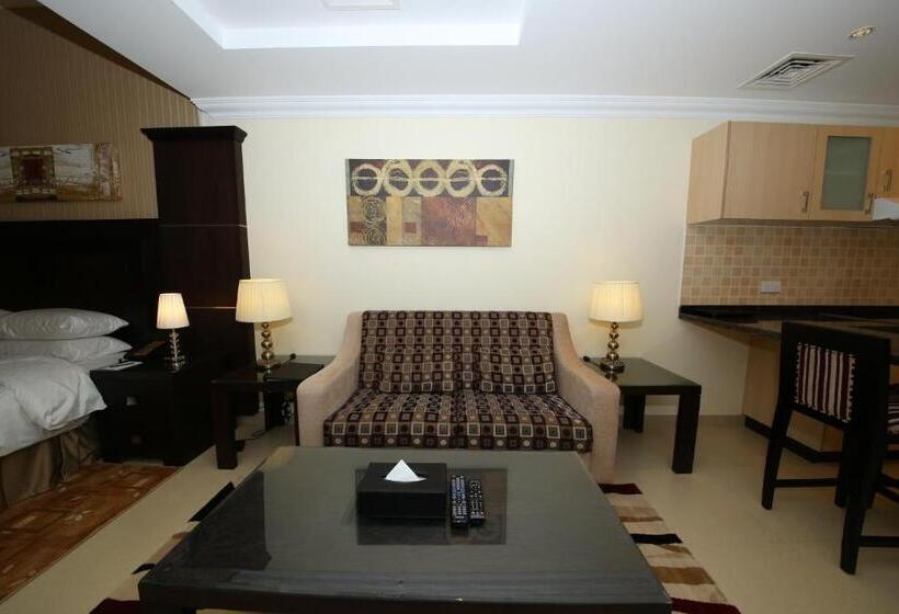 استودیوی استاندارد, Ivory Grand Hotel Apartments