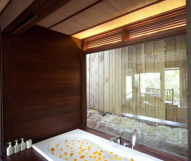 ویلای یک اتاق خوابه با استخر شنا, L Alya Ninh Van Bay