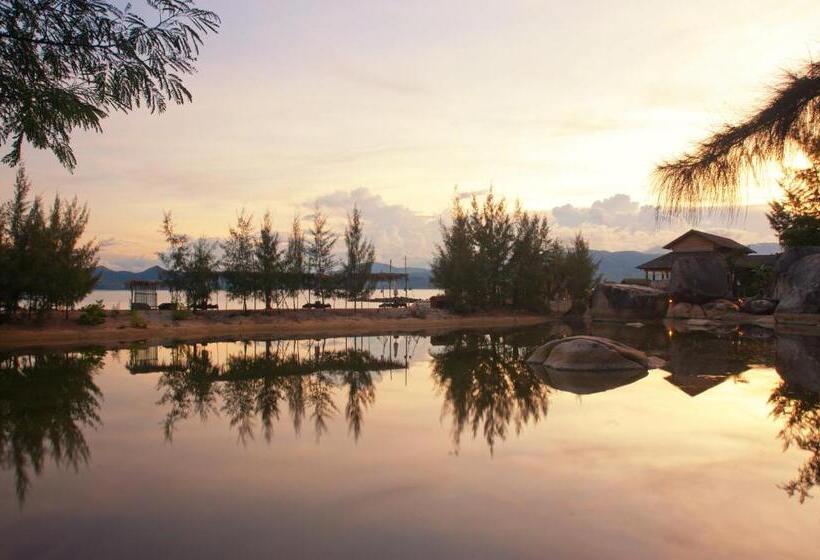 ویلای یک اتاق خوابه با استخر شنا, L Alya Ninh Van Bay