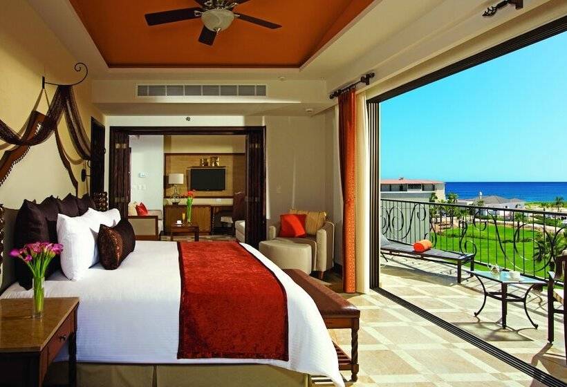 주니어 스위트 킹사이즈 침대, Secrets Puerto Los Cabos Golf & Spa18+