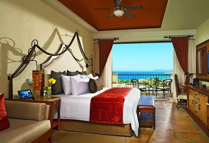 クラブジュニアスイート, Secrets Puerto Los Cabos Golf & Spa18+