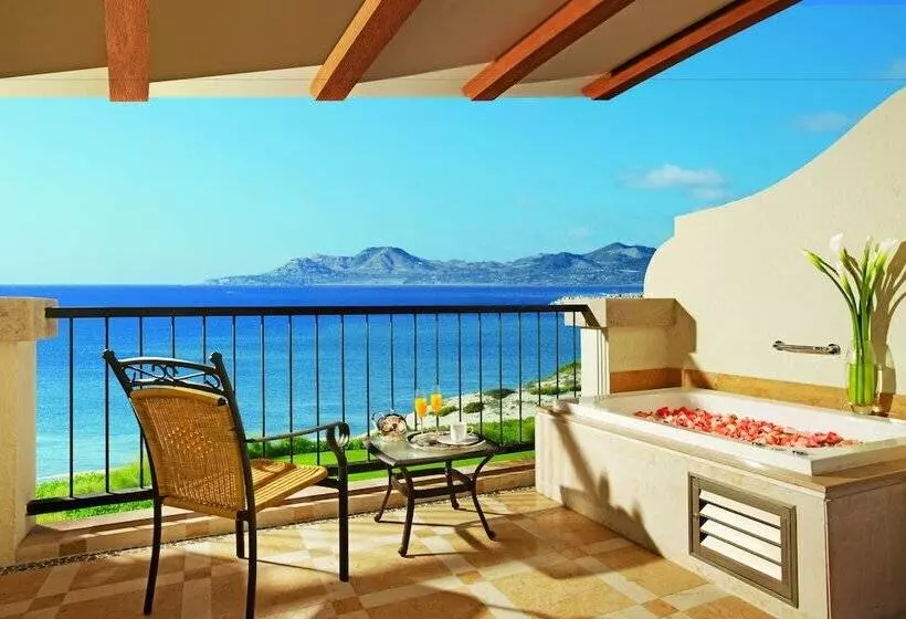 クラブジュニアスイート, Secrets Puerto Los Cabos Golf & Spa18+