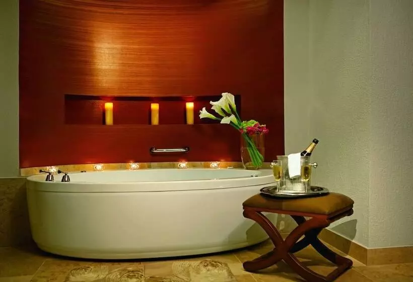 ジュニアスイートクラブ シービュー, Secrets Puerto Los Cabos Golf & Spa18+