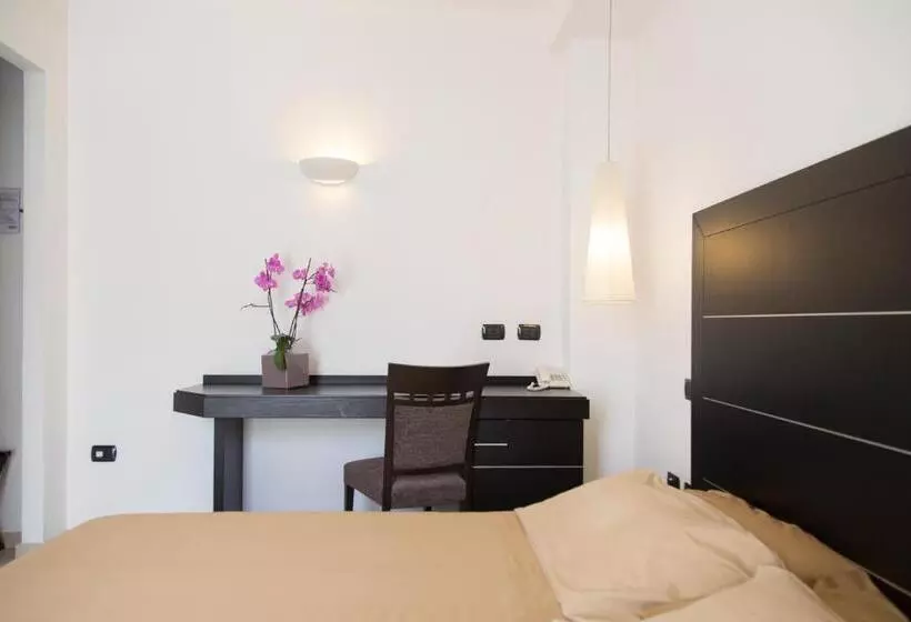 スタンダードシングルルーム, Ahr Baja Hotel & Spa Cannigione