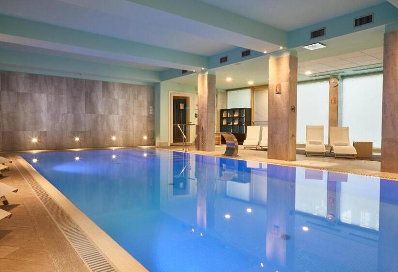 سوئیت جونیور با آشپزخانه, Forte16 View & Spa