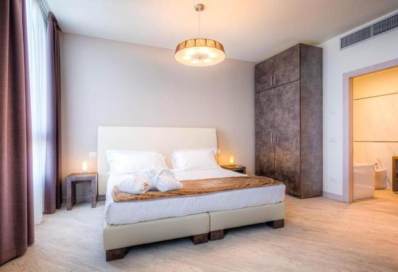 سوئیت جونیور با آشپزخانه, Forte16 View & Spa
