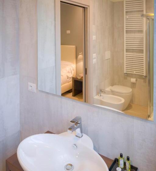 استودیوی سوپریور, Forte16 View & Spa